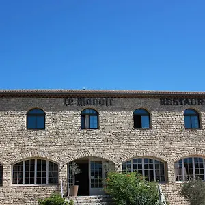 https://hotel-le-manoir-apt.fr-provencehotel.com